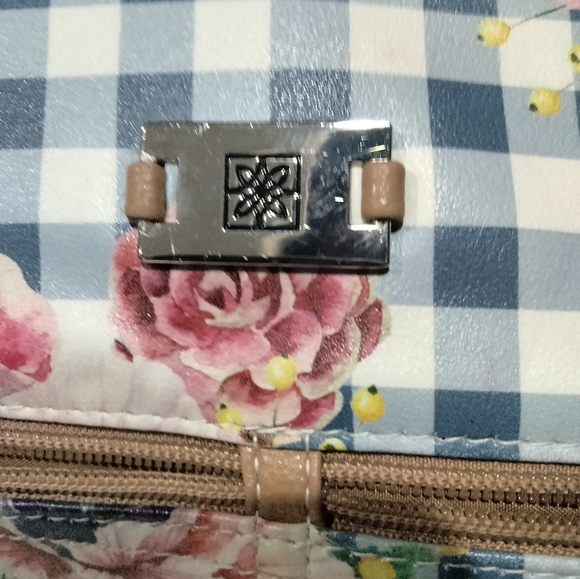 Flower Purse - Picture 2 of 2